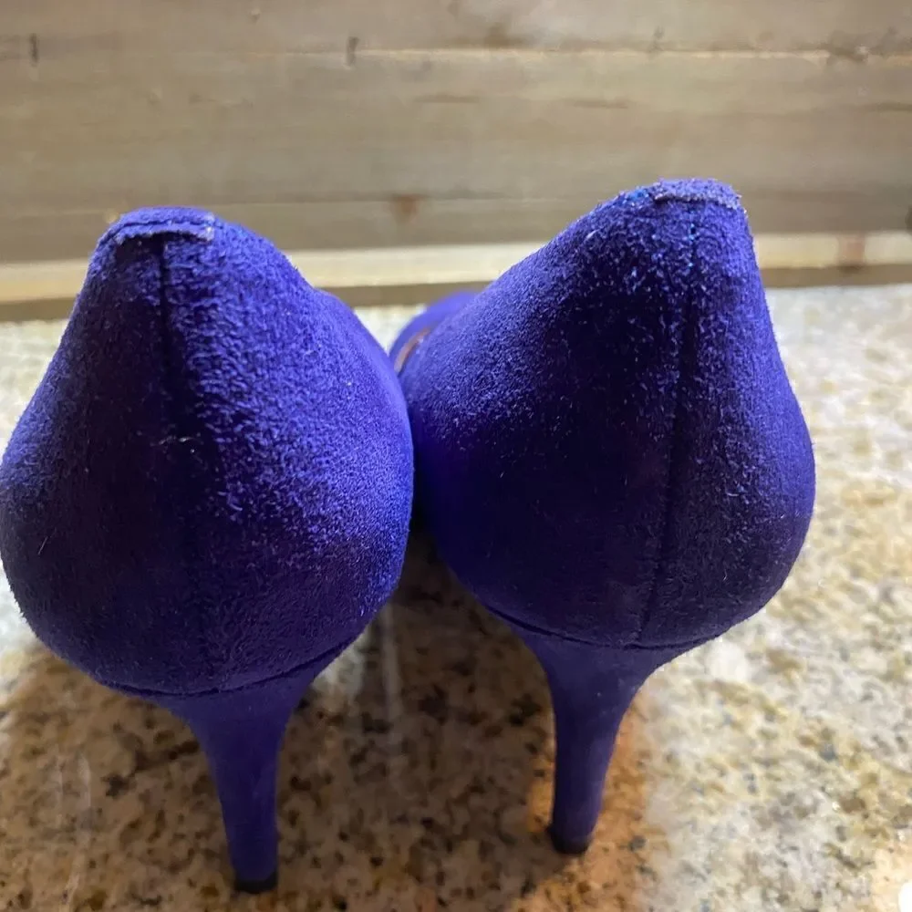 ✅Banana Republic Purple pumps high heels